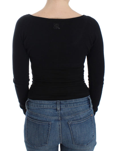 Elegant and sophisticated cropped sweater with logo details