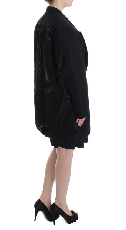 Long coat made of 85% polyester, 10% wool, 5% rayon