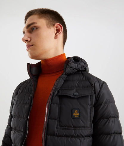 Versatile black down jacket with hood, side pockets, and chest pocket