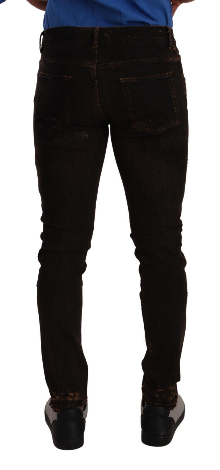 Elegant and comfortable 98% cotton 2% elastane distressed jeans