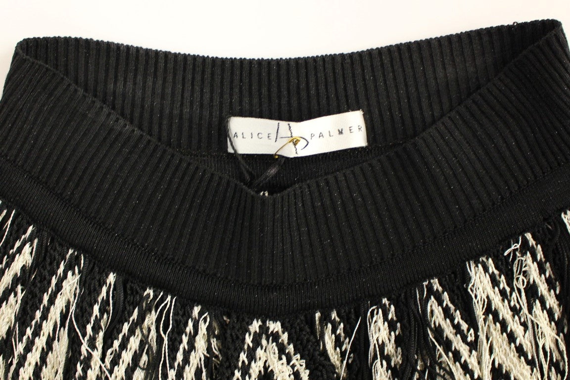 Alice Palmer knitted skirt, a quintessential addition to your wardrobe, exuding elegance