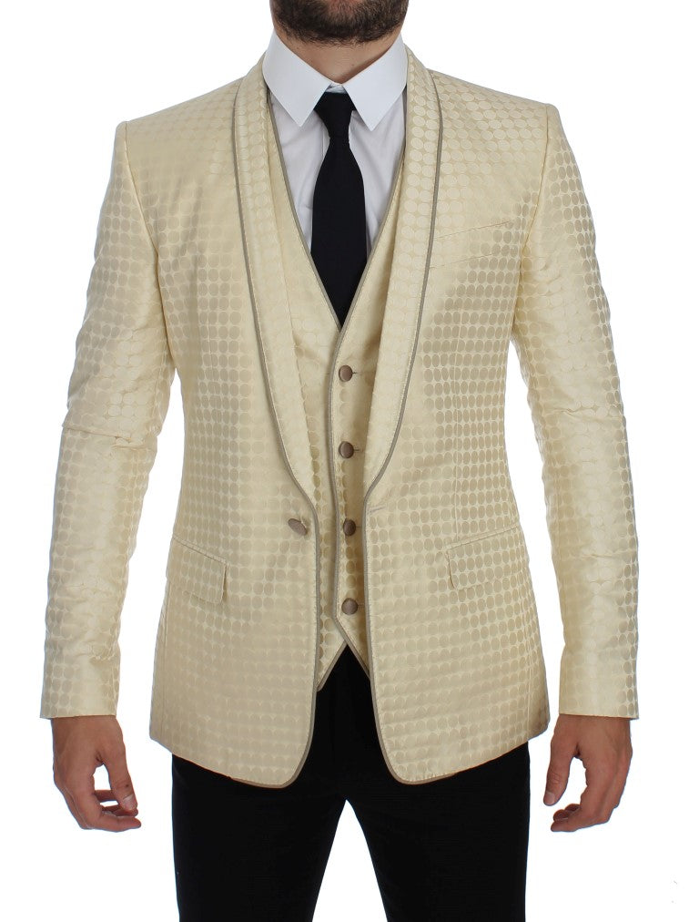 Beige and gold color combination for a sophisticated and stylish look