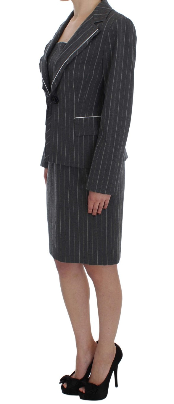 Italian craftsmanship, premium cotton blend with elastane for comfortable stretch