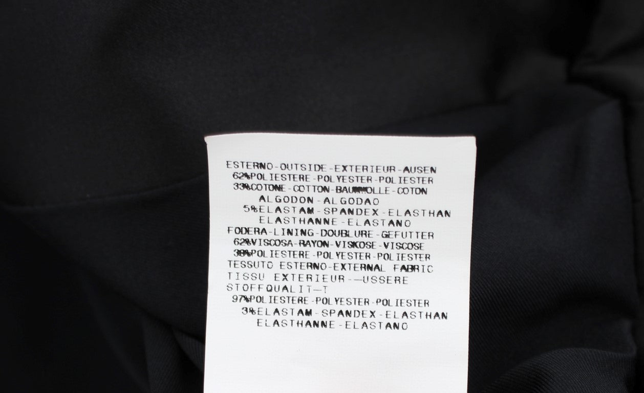 Black Blazer Lined with Viscose and Polyester for Comfort