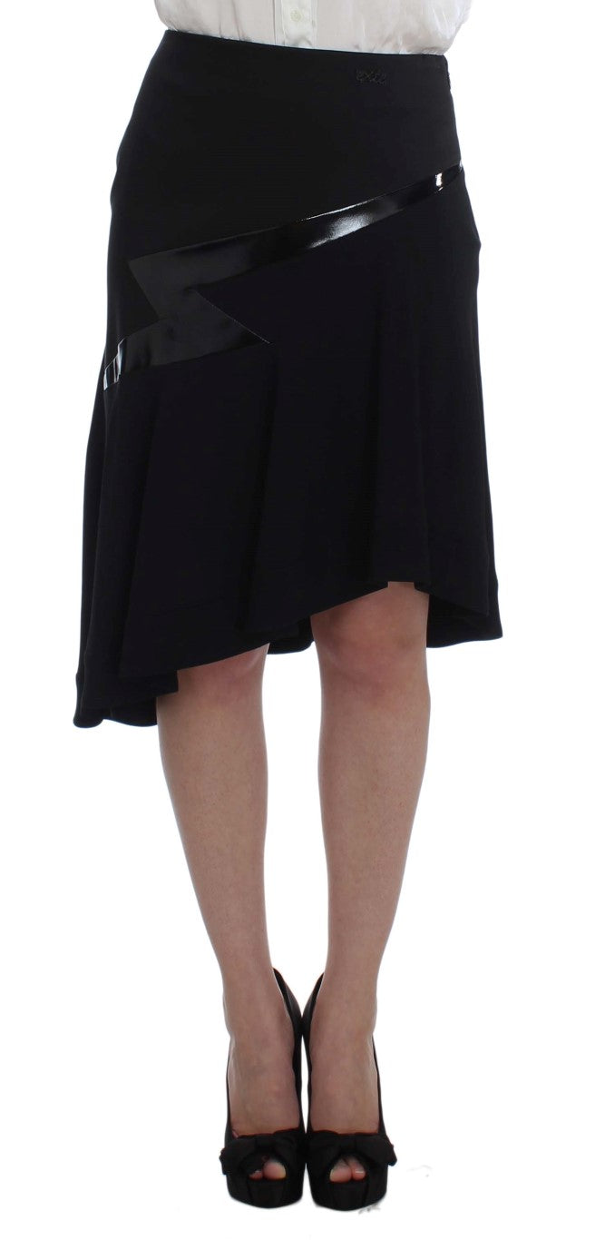  54% Rayon, 46% Acetate material with 62% Viscose lining 