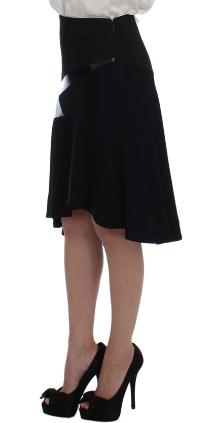  Professional, sophisticated, and elegant two-piece skirt suit 