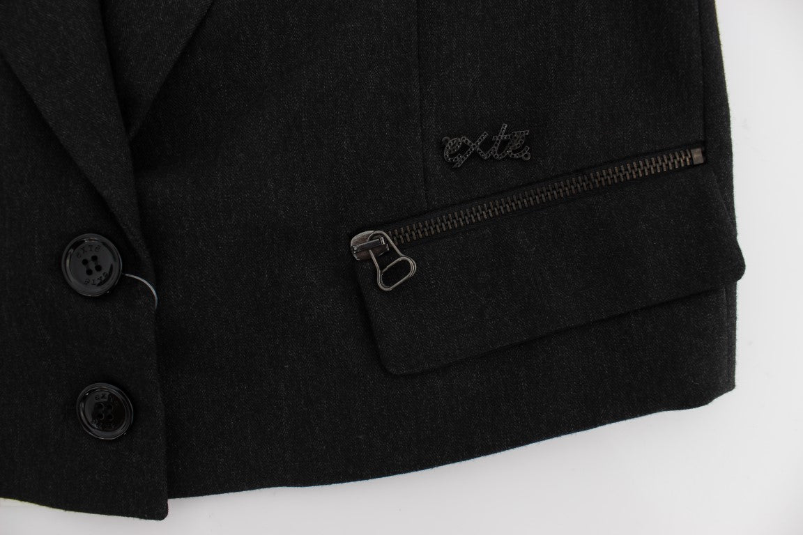 Stunning addition to your wardrobe with a modern edge and flattering silhouette