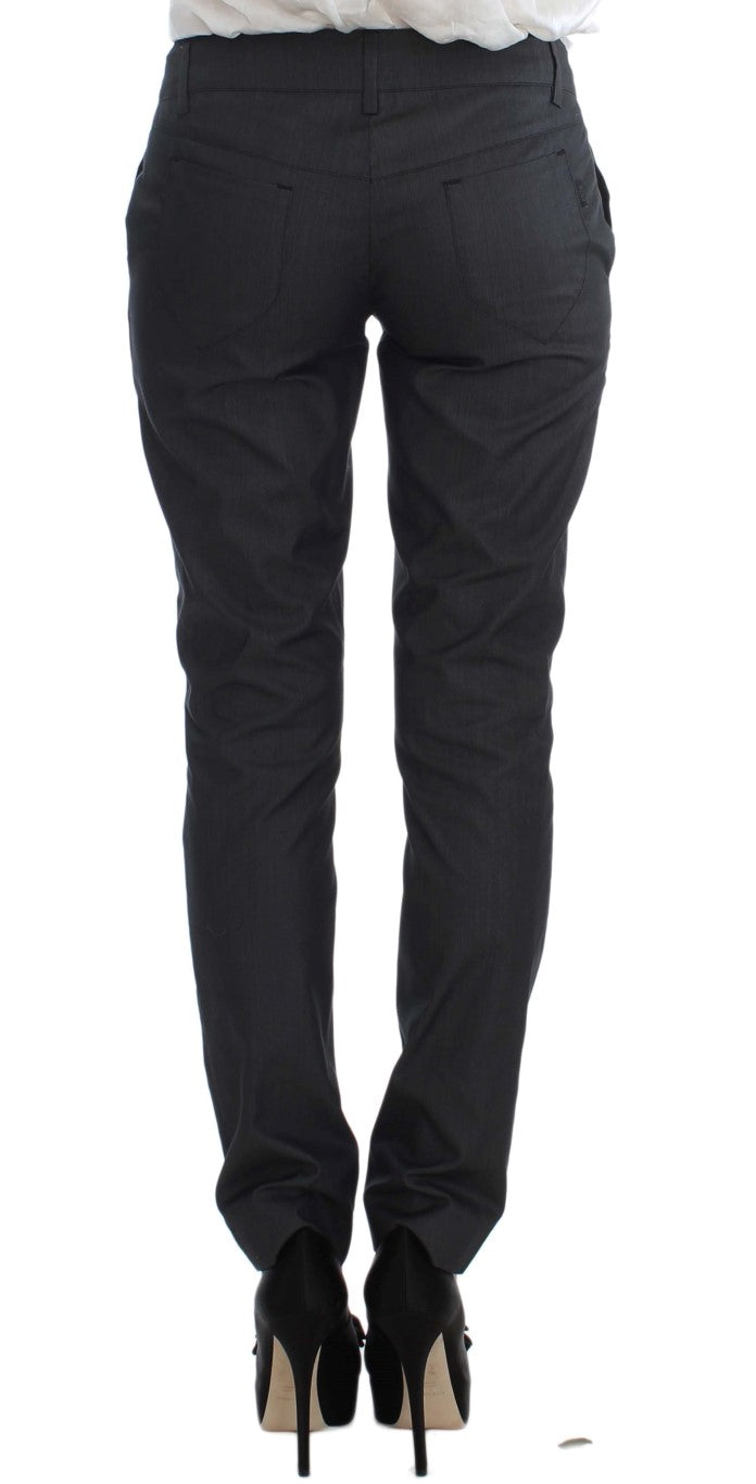 Elegant Exte pantsuit with two-button closure and exquisite lining