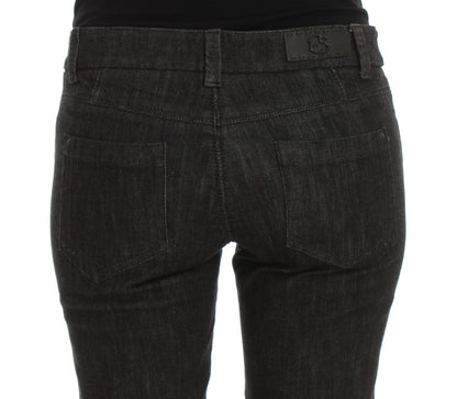  Blue jeans made of 98% cotton and 2% polymer 