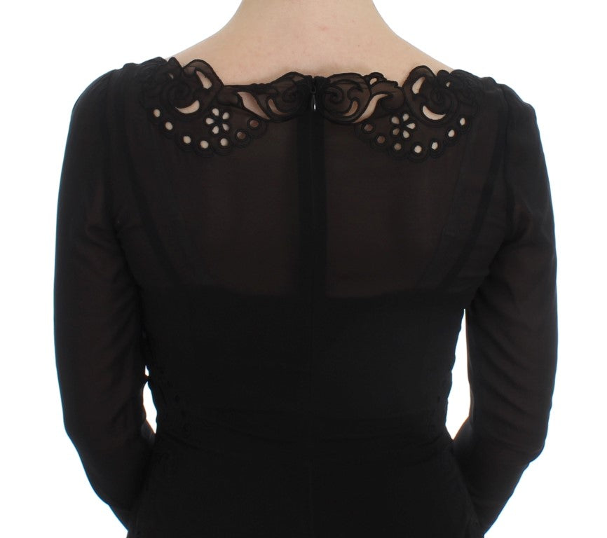 Made in Italy with 12% Elastane, 78% Silk, and 10% Viscose material