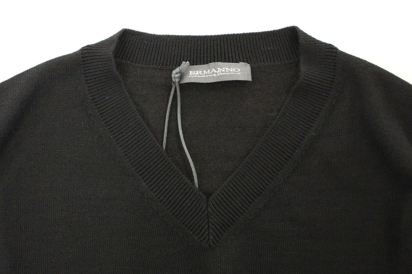  Exquisite Ermanno Scervino black sweater, the epitome of sophistication