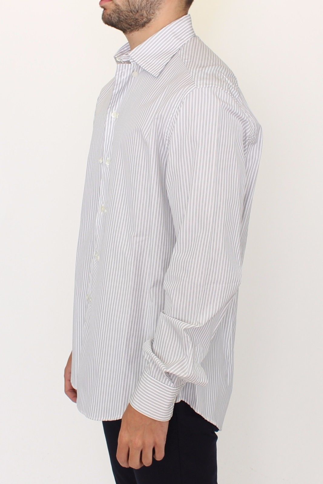 New with tags button front casual shirt exuding classic charm