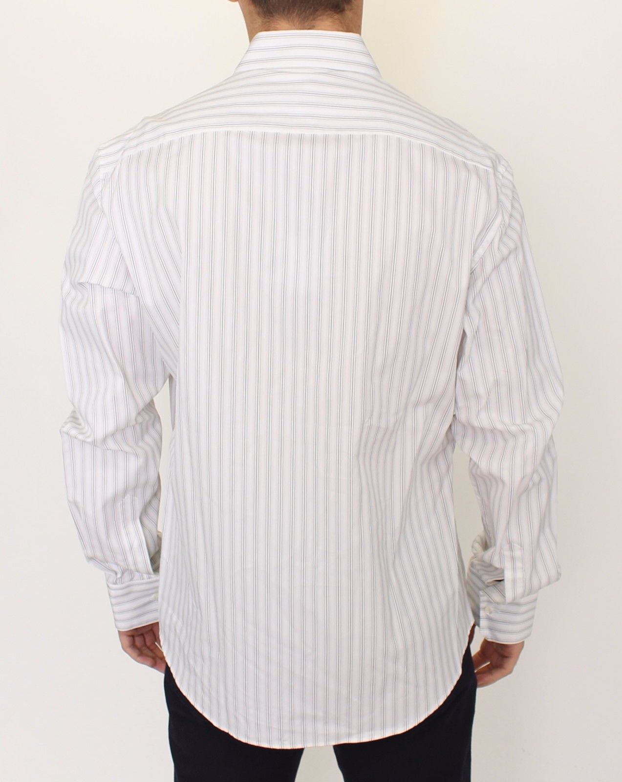100% authentic Ermanno Scervino shirt exuding sophistication and refinement