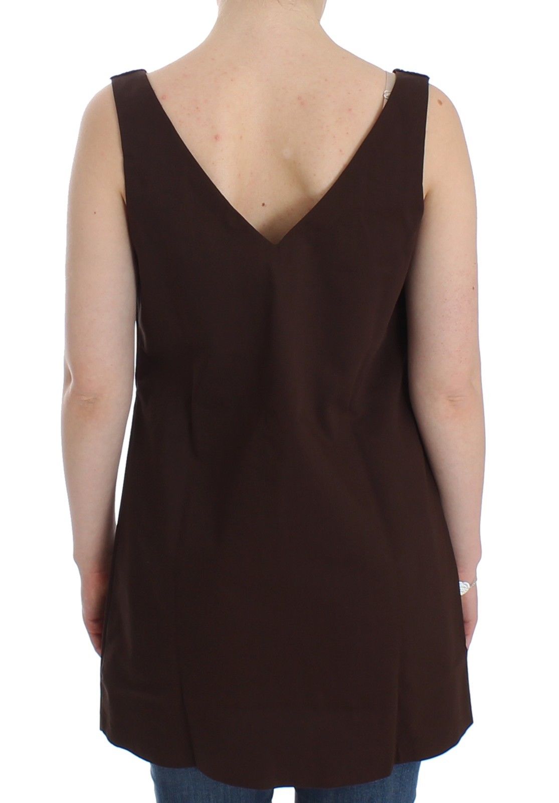 Versatile addition to your wardrobe, perfect for a sleek day-to-night look