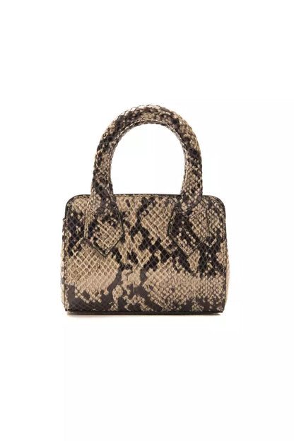Chic handbag with 100% leather and iconic DP logo lining