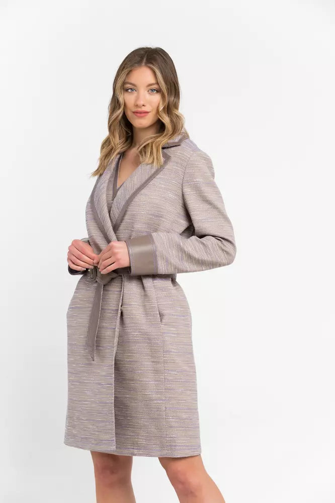 Elegant and comfortable beige coat with avant-garde style