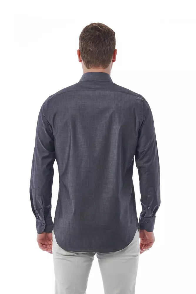 Premium blend of 97% cotton and 3% elastane for breathability and flexibility