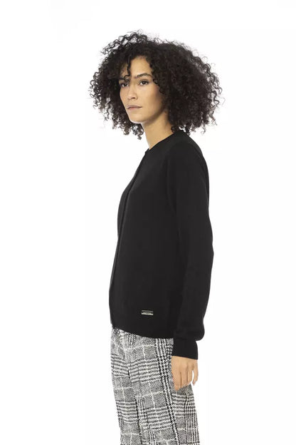  Luxurious long sleeve black sweater with front-button closure 