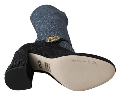 Stretch gracefully over the calf for a comfortable fit