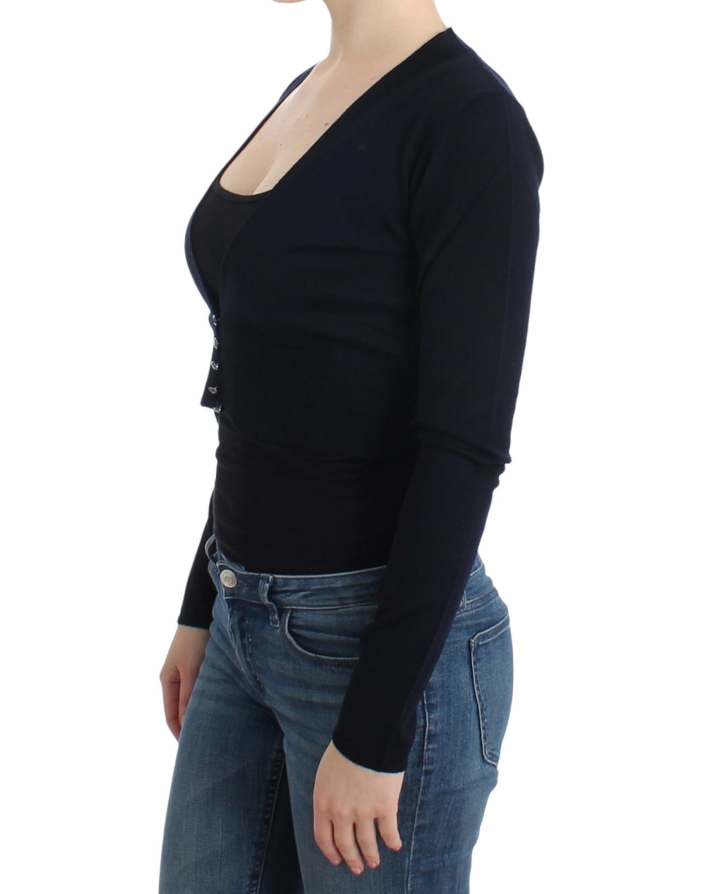 Luxurious 100% Virgin Wool cropped cardigan in elegant black color