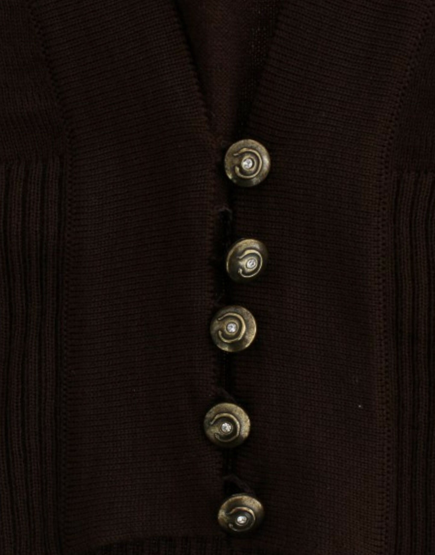  Stylish and timeless addition to any outfit
