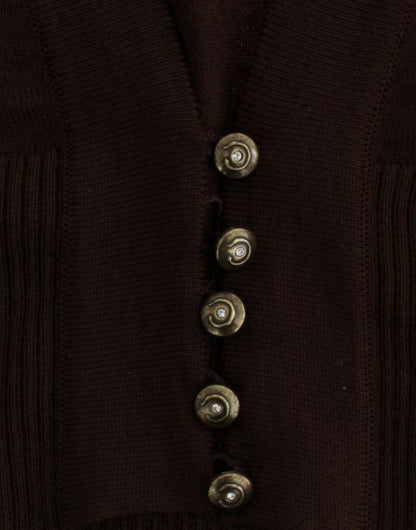  Stylish and timeless addition to any outfit