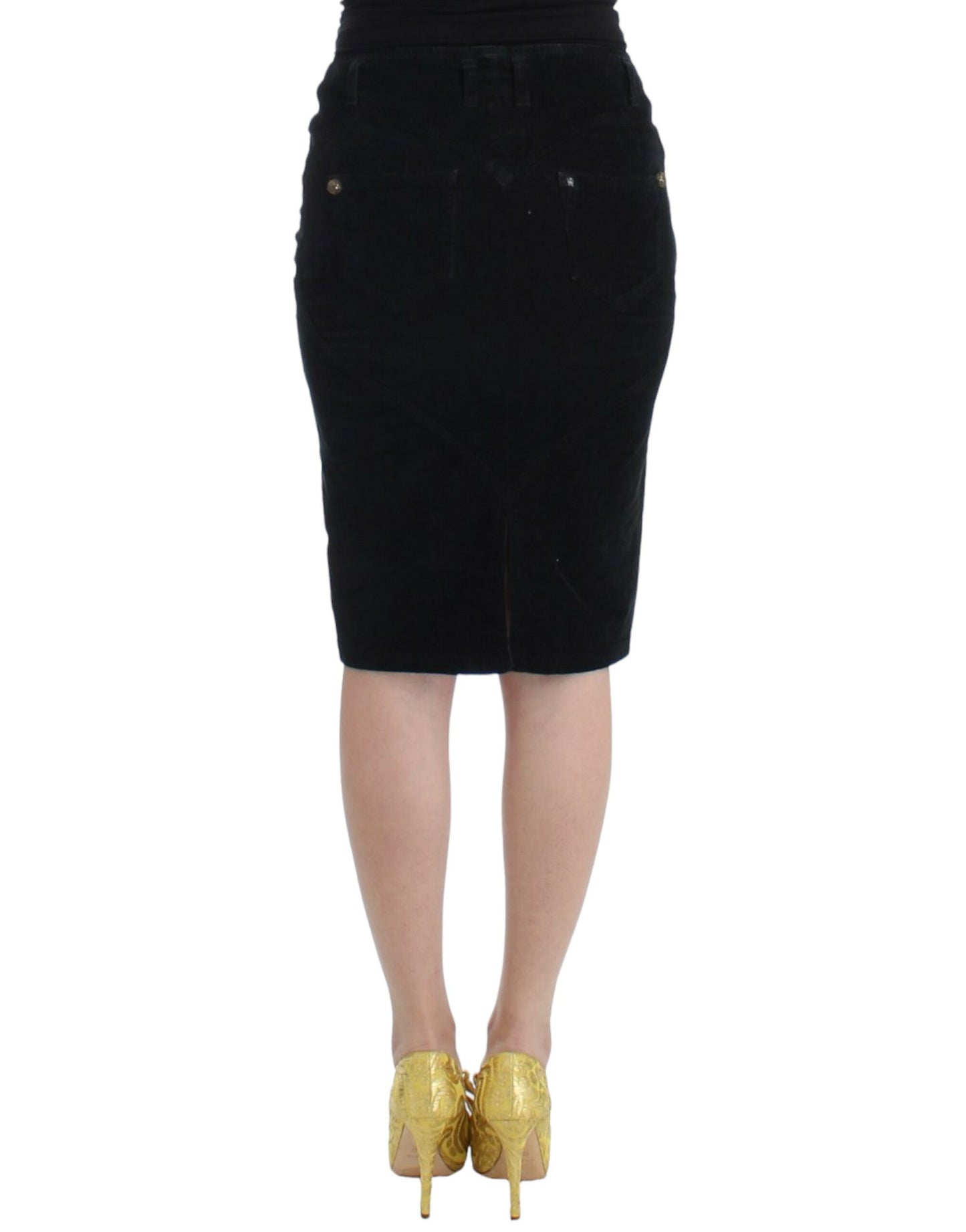 Crafted from Comfortable Blend of Cotton and Elastane