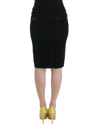 Crafted from Comfortable Blend of Cotton and Elastane