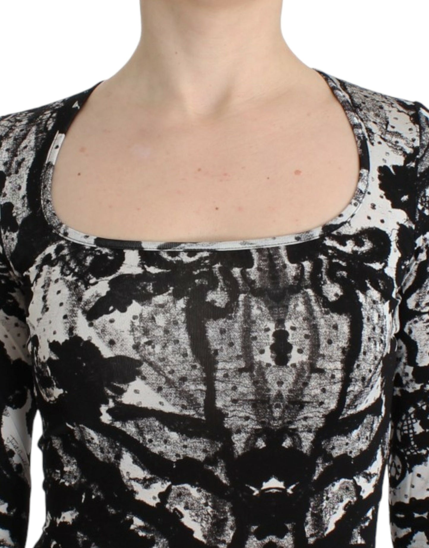 High-fashion sheath dress perfect for upscale events