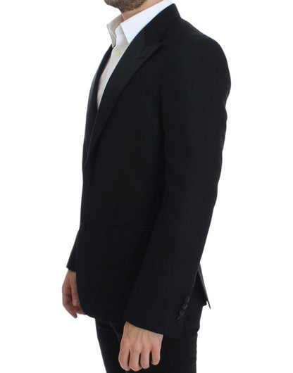 Luxury black blazer with single-breasted styling and regular fit