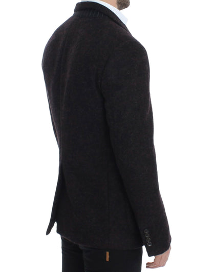 Distinguished gentlemen's Dolce & Gabbana Bordeaux Alpaga Two-Button Blazer Jacket with comfortable regular fit and enduring quality