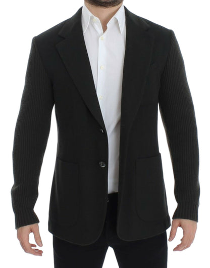 Refined green cashmere blazer suitable for any distinguished wardrobe