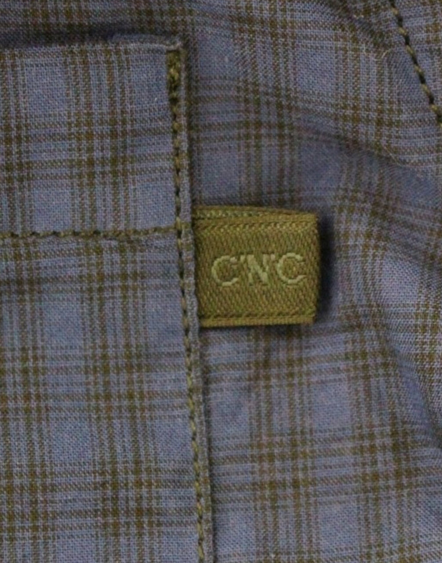 Italian-made blue checkered cotton casual shirt with full front button closure and dual chest pockets