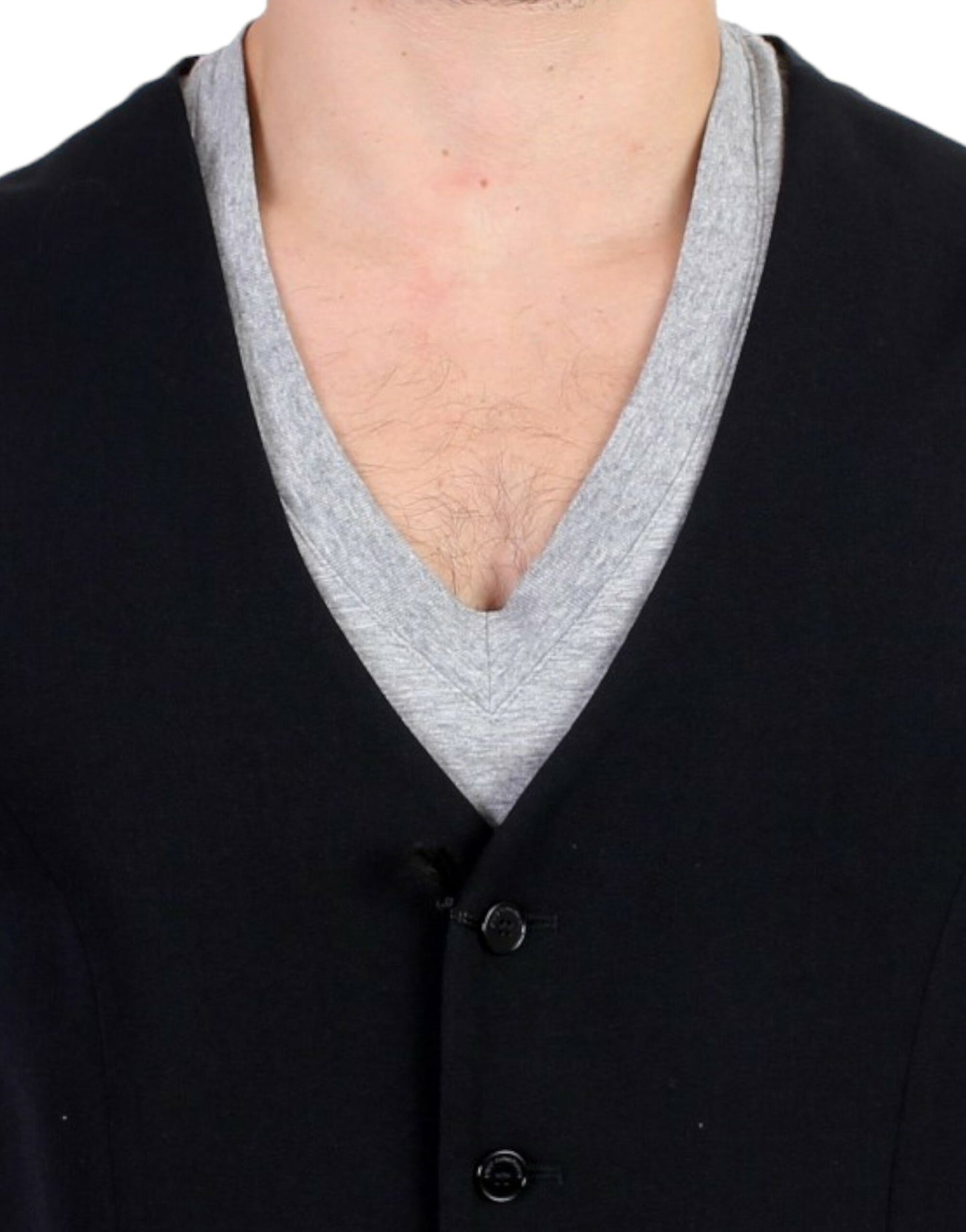 53% Polyester, 43% Wool, 4% Elastane, country of origin: IT