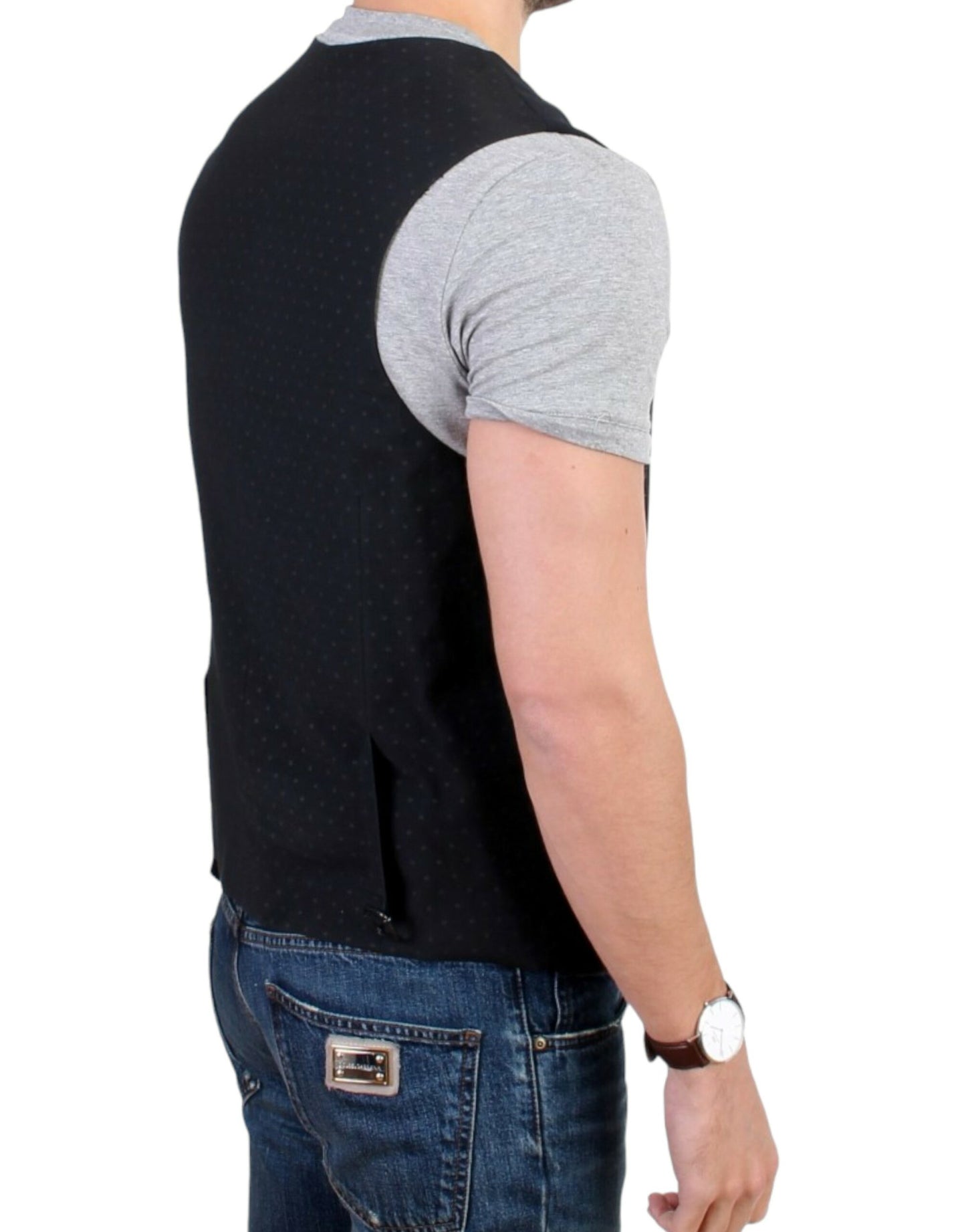Exquisitely made vest, true representation of sartorial excellence, directly from Italy