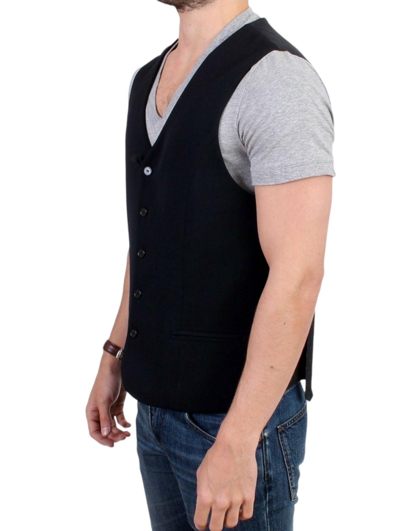 Italian sophistication, brand new with original tags, versatile for numerous occasions