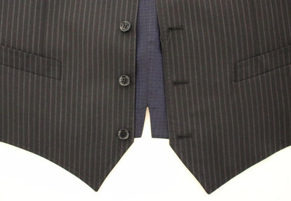  Crafted in Italy with precision from 97% Wool, 3% Elastane