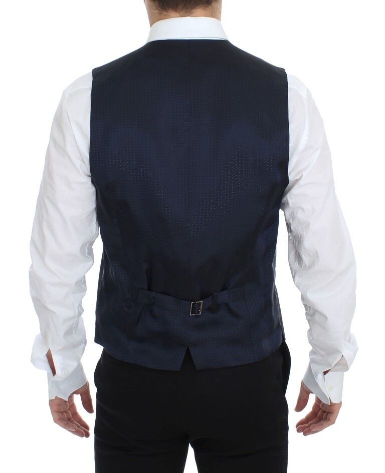  Full front button closure with subtle logo details 