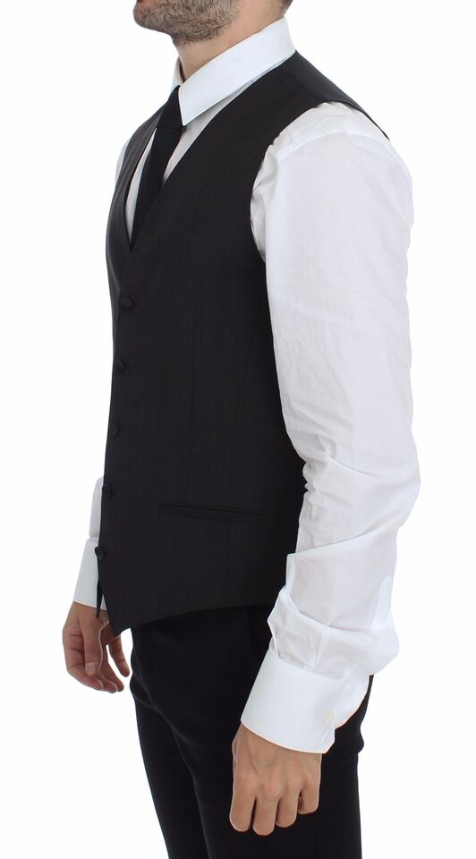 Made in Italy for refined sartorial elegance