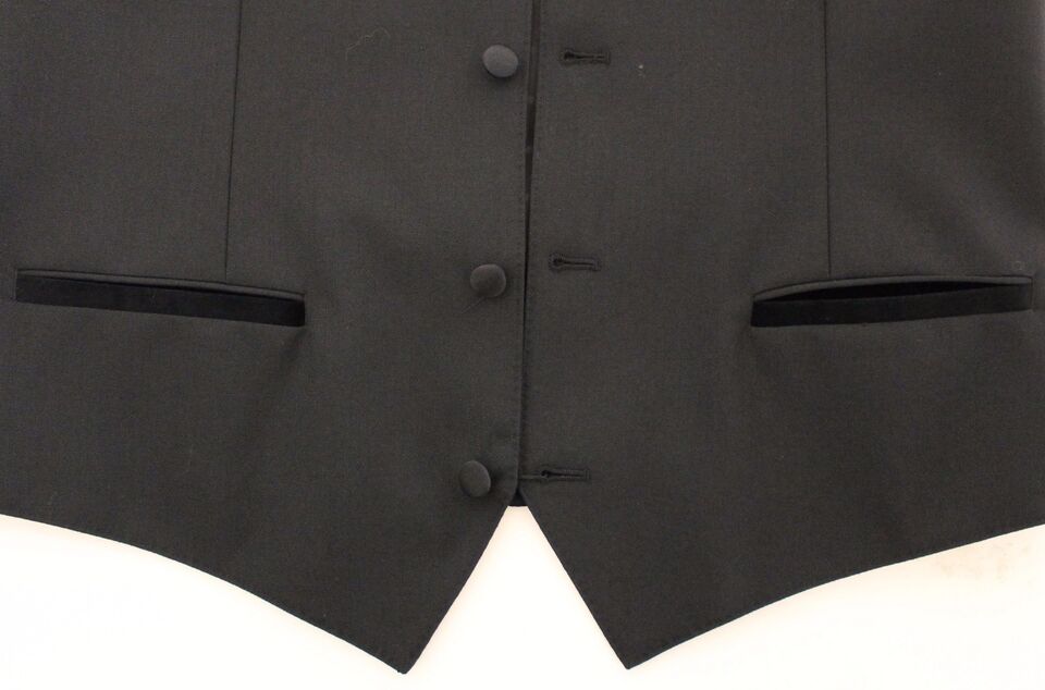 Stunning Black Wool Silk Dress Vest from Prestigious MainLine Collection
