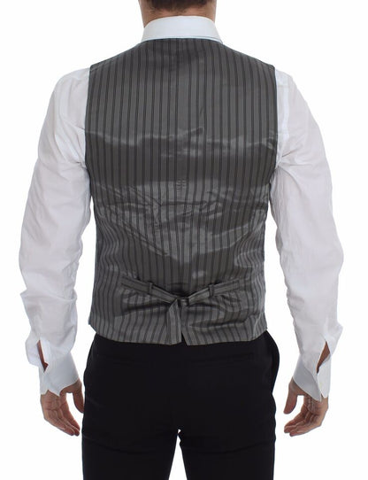 Full front button closure and subtle logo details for functionality and style