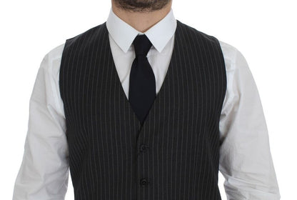  Elegant single-breasted wool vest in gray color 