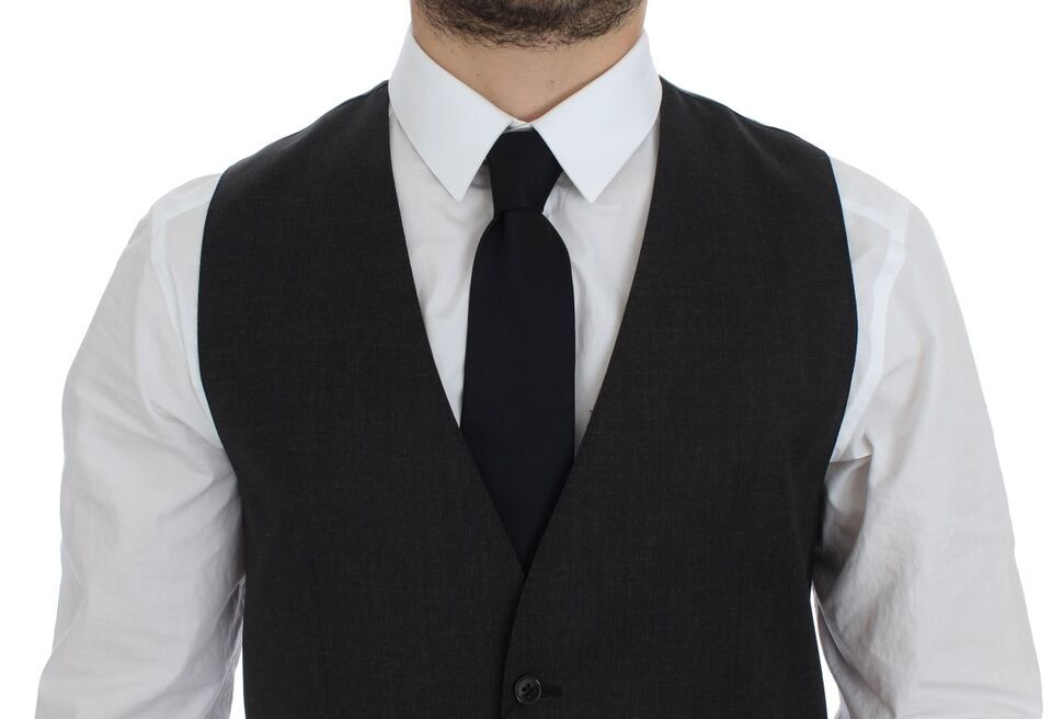 Luxurious Gray wool Formal Dress Vest tailored to perfection with subtle logo details from Dolce & Gabbana