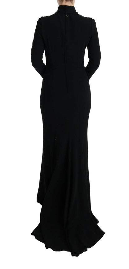 Impeccable tailoring and high craftsmanship in a brand new gown