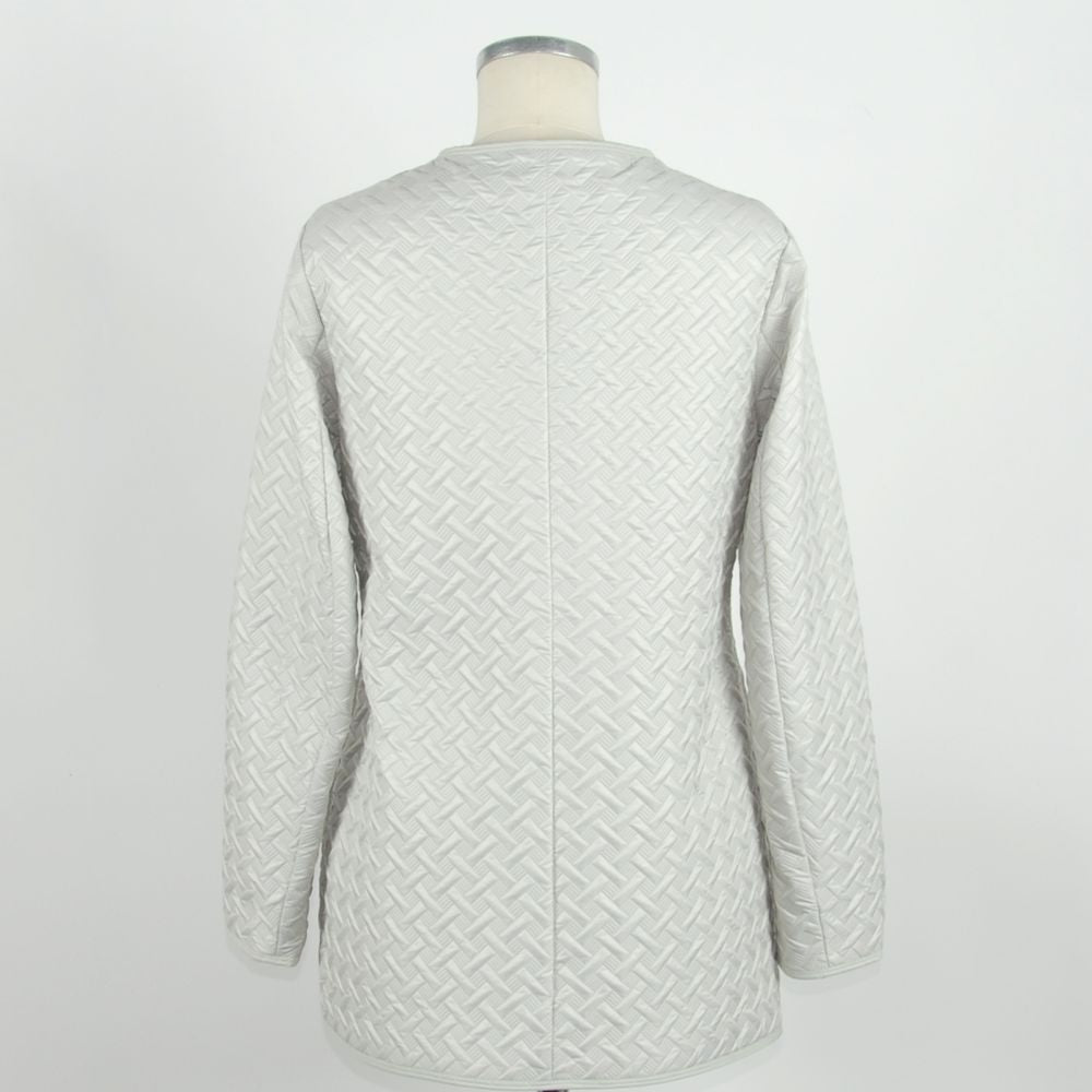  Emilio Romanelli White Jacket, 100% Polyester, from CN, offers modern sophistication and bold statement in white color