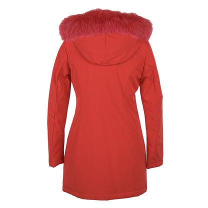 Chic and stylish winter parka with wind and rain resistance