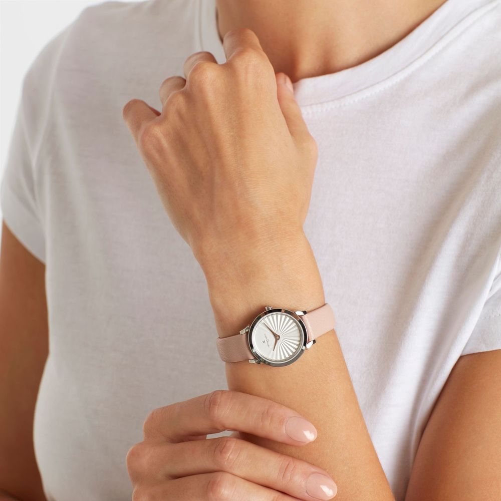 Minimalist Silver Women's Watch with Mineral Glass and Analog Display