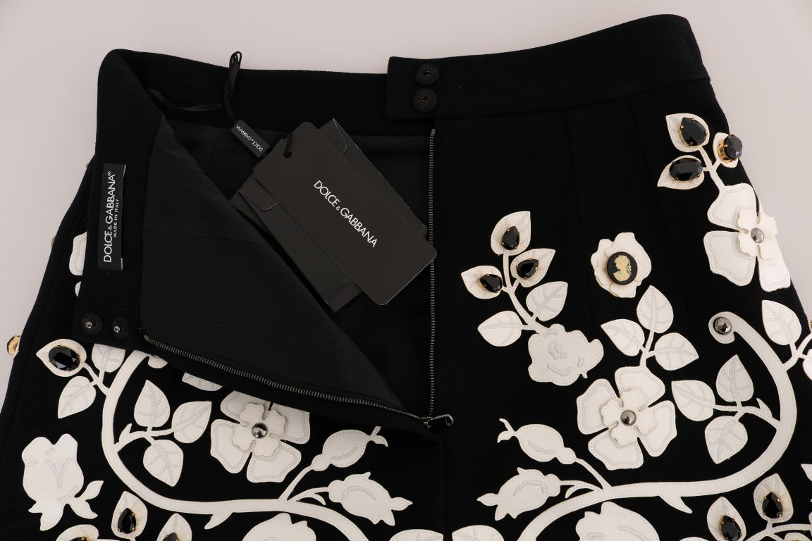 Made in Italy, exclusive and unparalleled craftsmanship pencil skirt by Dolce & Gabbana
