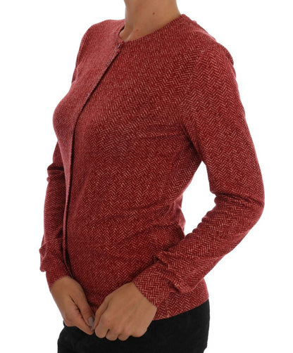 Luxurious 100% wool sweater featuring iconic Dolce & Gabbana logo
