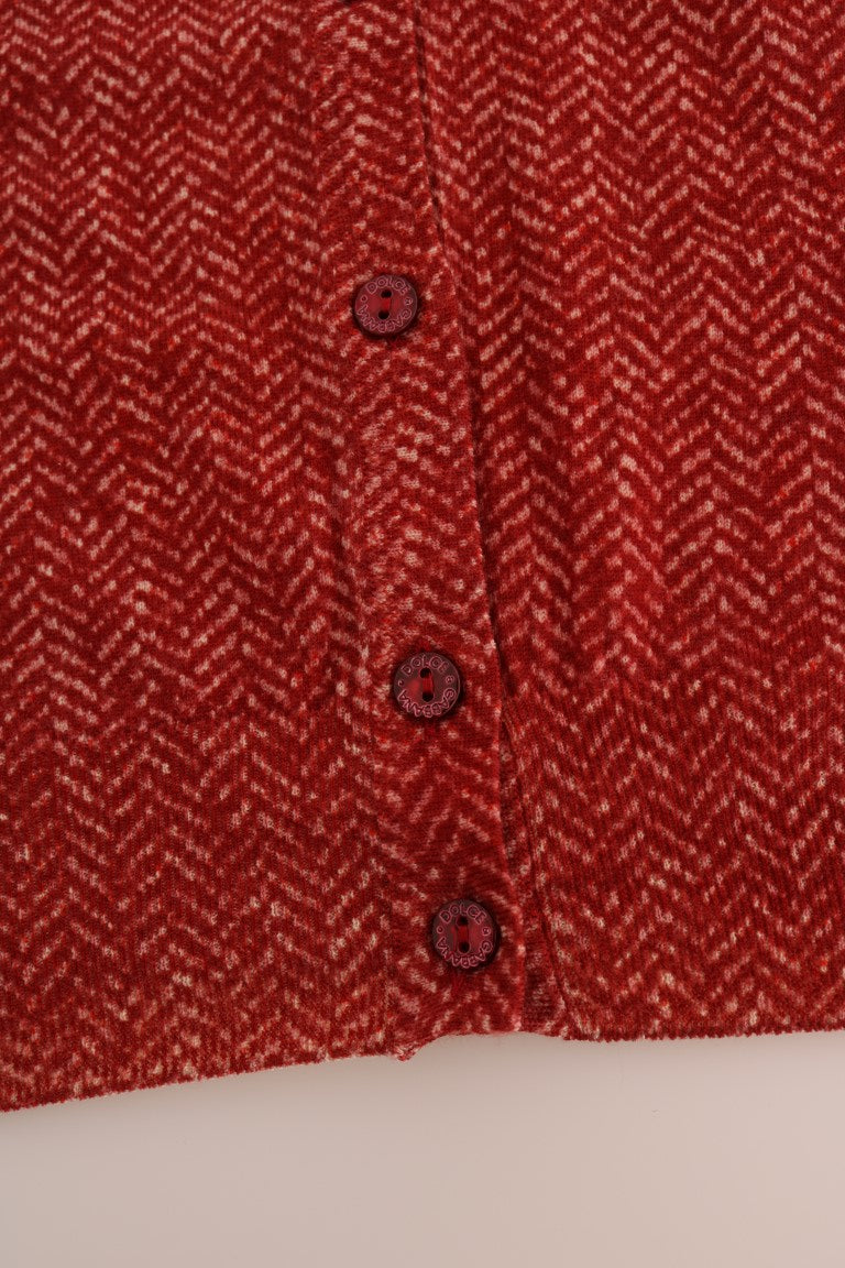 Eye-catching red sweater made from the finest 100% wool by Dolce & Gabbana